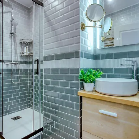 Elegant Triplex In - Ideal For 10 - Aircon Apartment Paris
