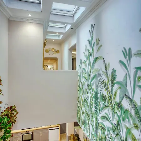 Elegant Triplex In - Ideal For 10 - Aircon 파리